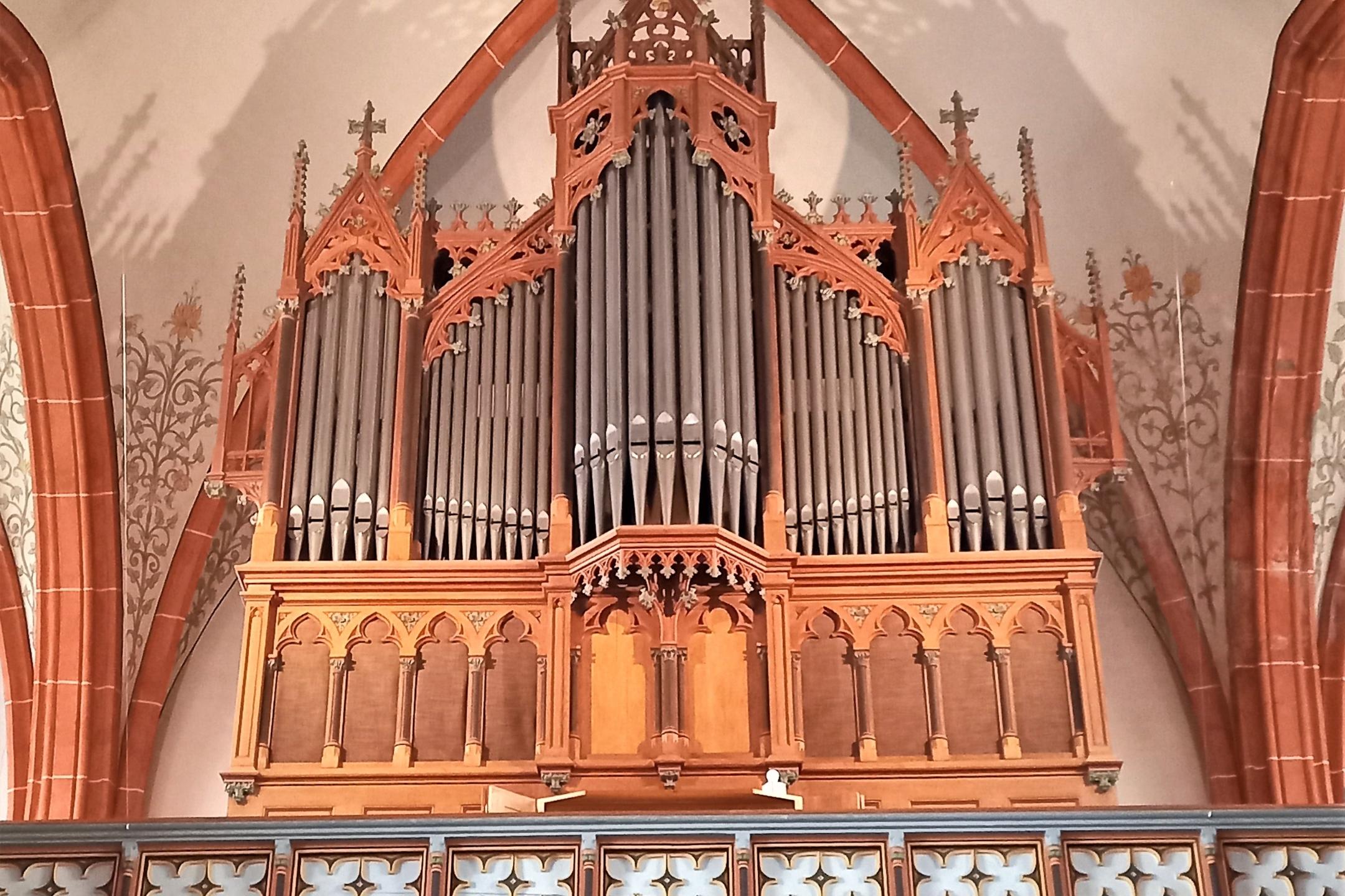Lebach,_Hl._Dreifaltigkeit_und_St._Marien_(Mayer-Orgel,_2021)_(1)